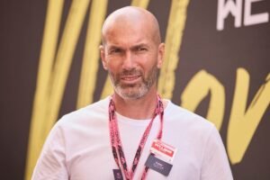zidane-ja-sabe-quando-assumira-a-selecao-francesa.-confira-data
