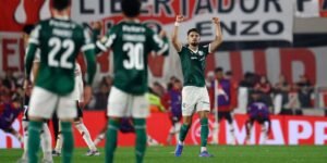 palmeiras-supera-pressao-e-derrota-river-no-monumental-de-nunez