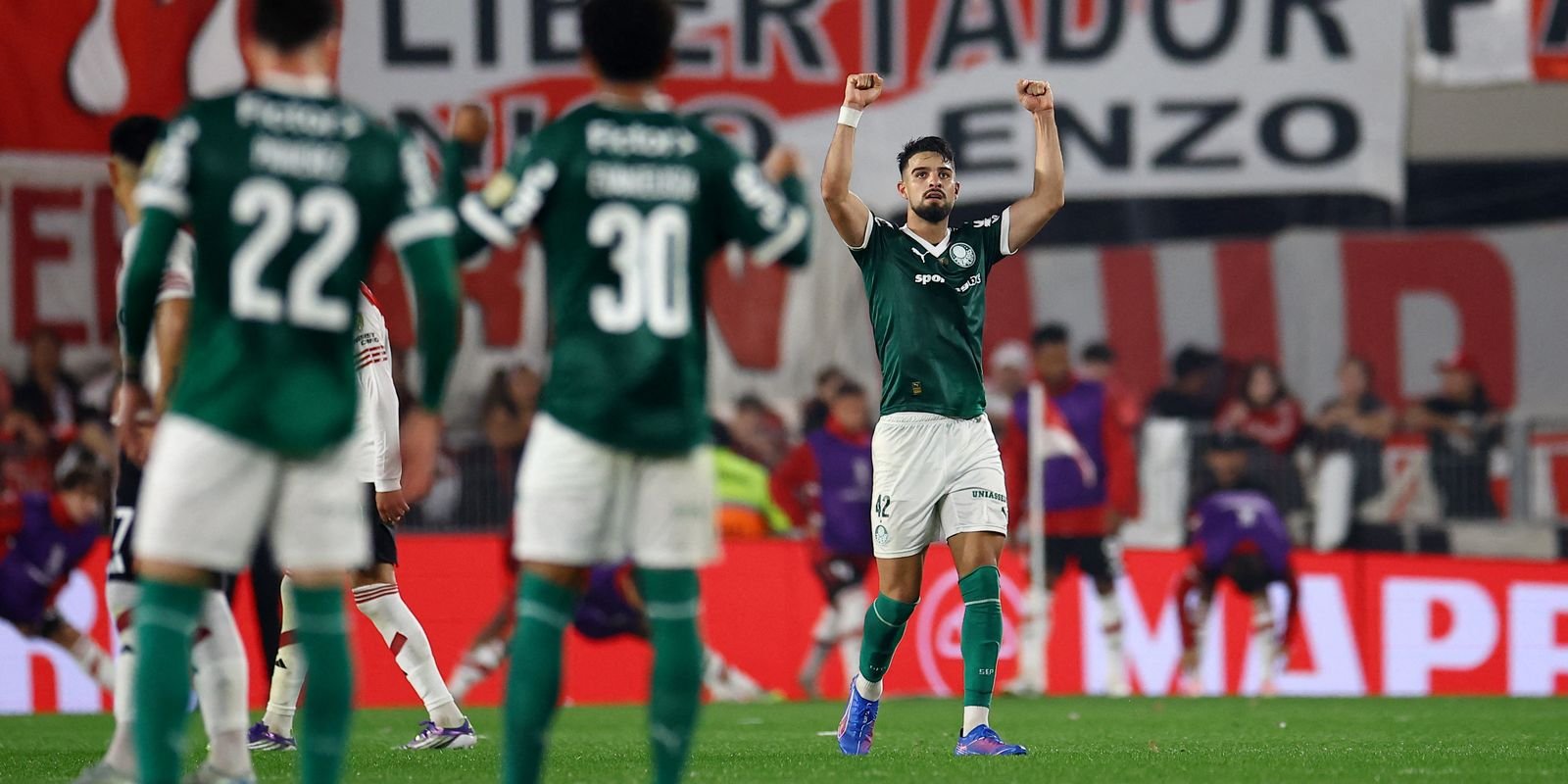 palmeiras-supera-pressao-e-derrota-river-no-monumental-de-nunez