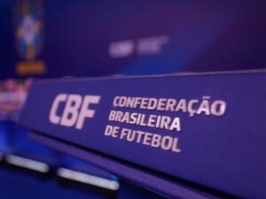 sob-pressao-do-gremio,-cbf-anuncia-medidas-para-arbitros.-entenda!