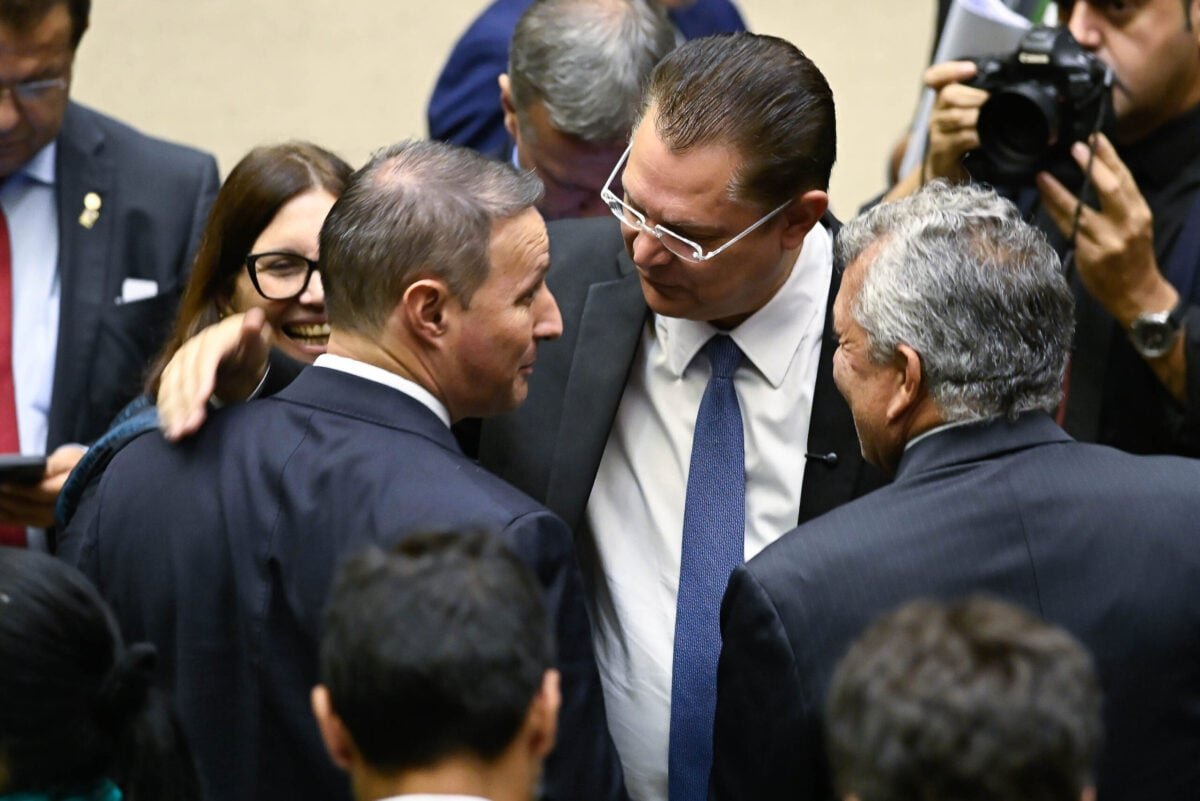 oposicao-aposta-que-motta-adiara-pl-antifaccao-por-mais-tempo