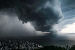 ciclone-extratropical-coloca-diversas-regioes-do-pais-em-alerta-a-partir-desta-segunda