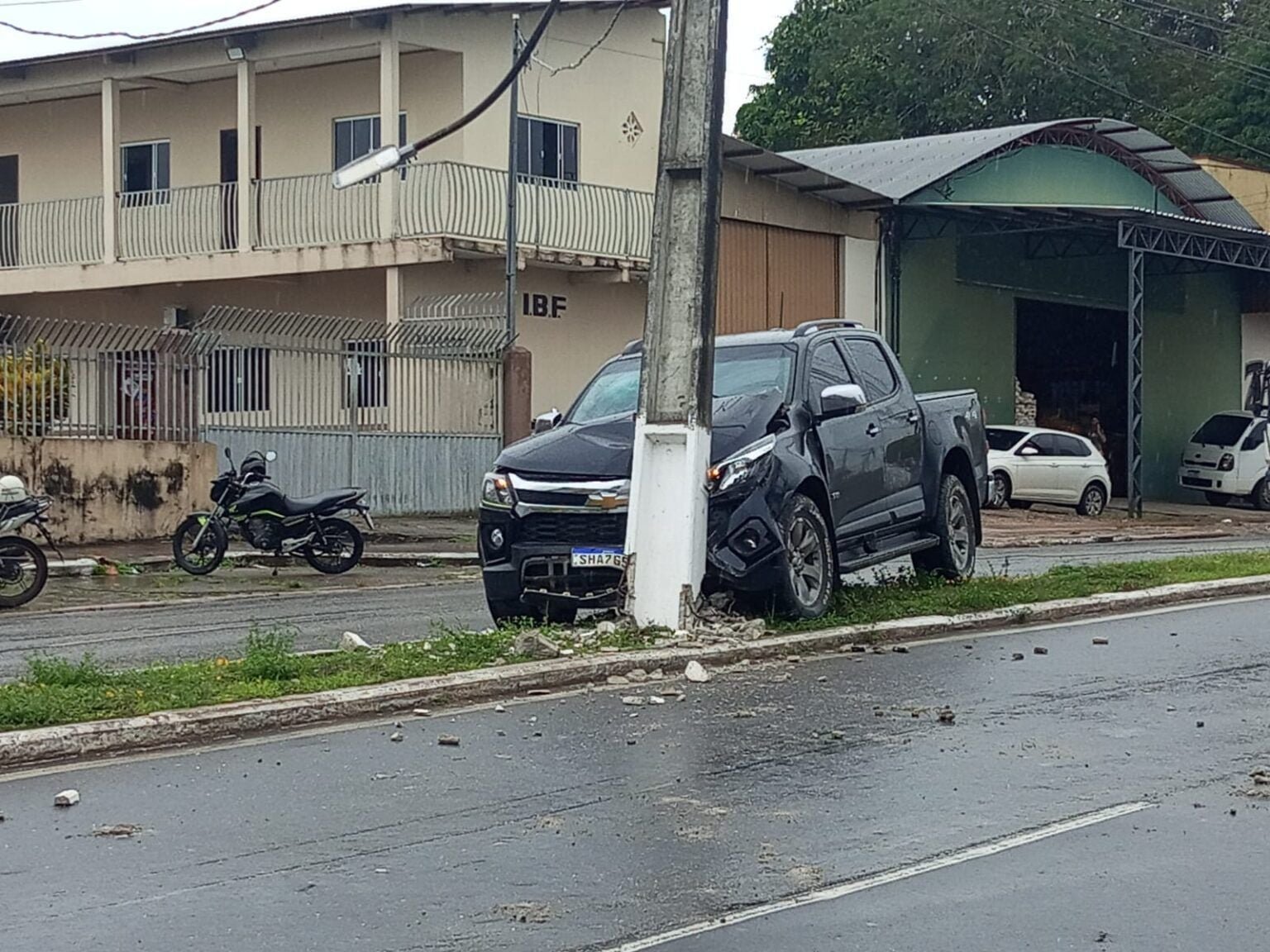 O acidente aconteceu em uma das avenidas de Cruzeiro do Sul
