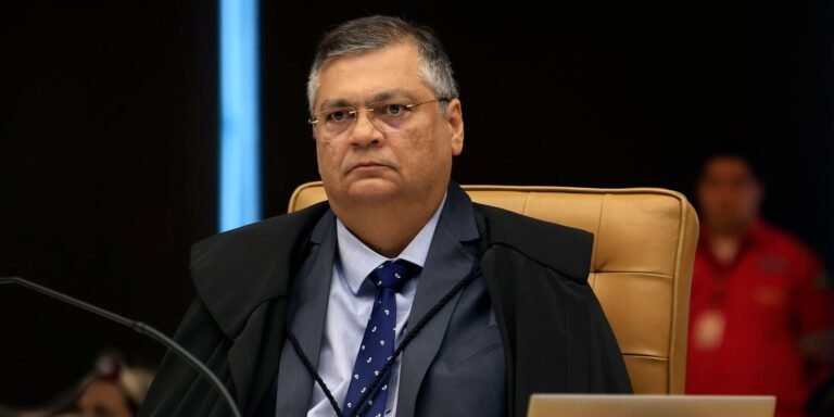 dino-defende-stf-e-diz-que-corte-“acerta-mais-do-que-erra”
