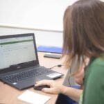 VEJAQuase 400 professores do Acre receberão R$ 3 mil para compra de notebook ou tablet