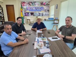 Crise no transporte: Bocalom convoca equipe e tenta solução após paralisação de ônibus