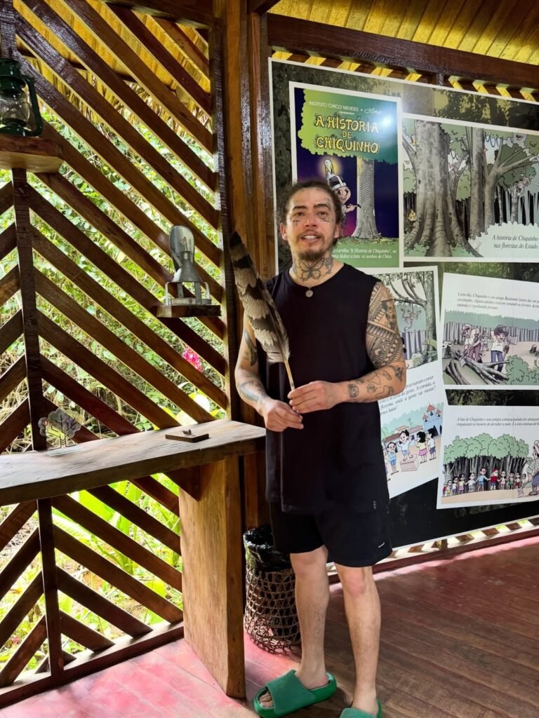 Whindersson visitou o Parque Chico Mendes e o espaço que conta história do ambientalista