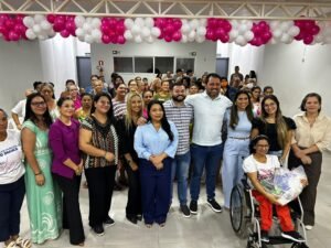 Mulheres vítimas de violência recebem kits de apoio durante programação do Março Mulher