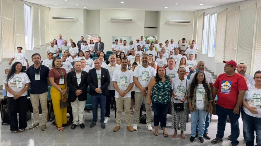 Fórum capacita lideranças comunitárias para ampliar acesso a recursos e fortalecer projetos sociais