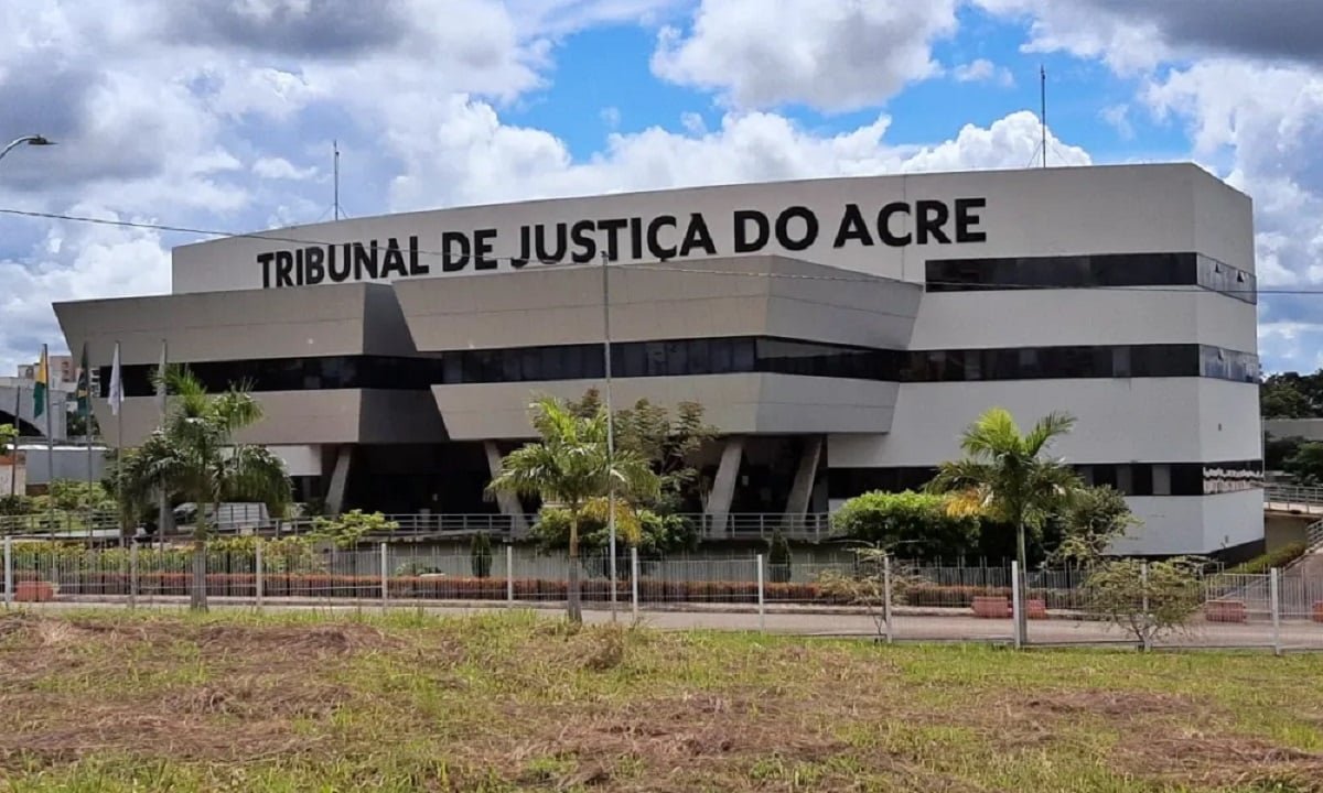 TJAC convoca estagiários aprovados em processo seletivo; veja nomes