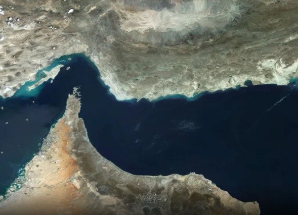 Bloqueio dos EUA em Ormuz aumenta risco de conflito com Irã