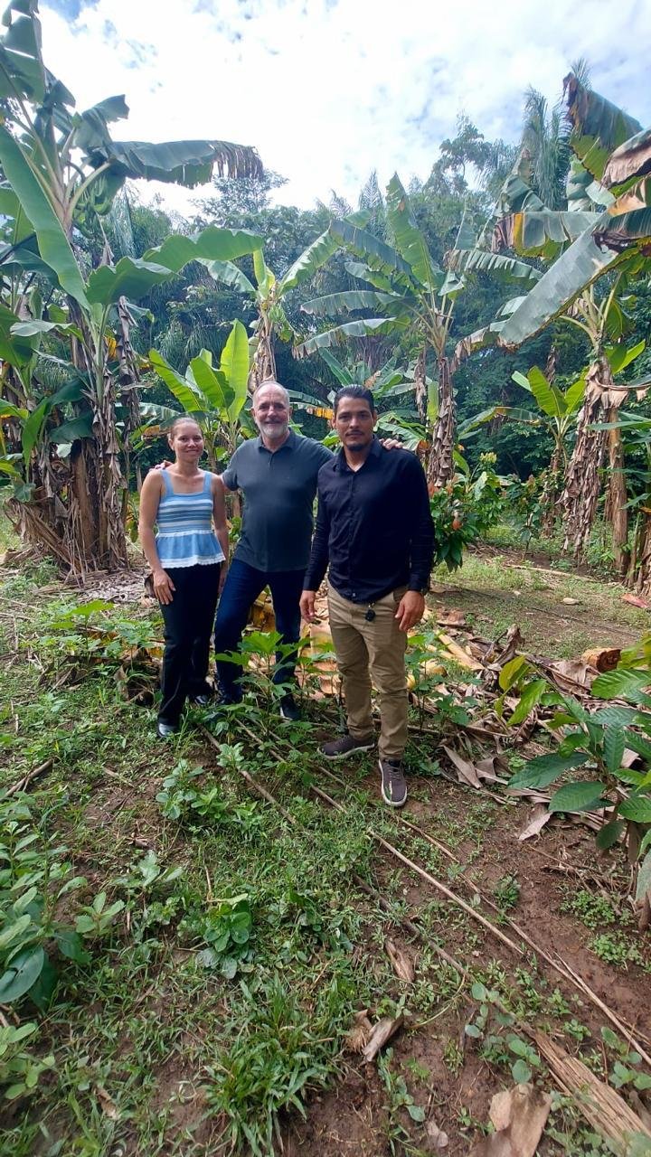 Com apoio de Luís Tchê, produtores acreanos alcançam certificação internacional de café