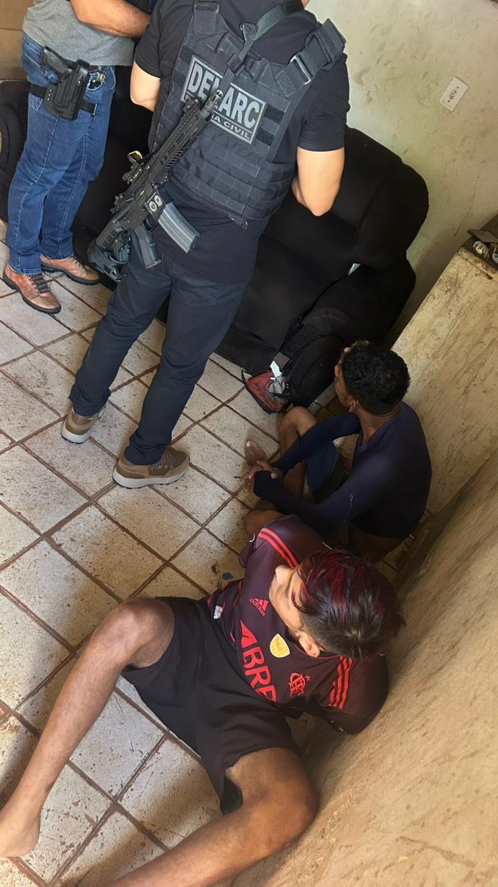 Polícia prende dupla e fecha ponto de tráfico em Rio Branco