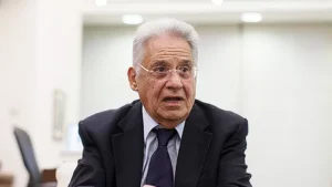 Veja o que levou justiça a interditar o ex-presidente FHC