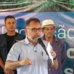 AÇÃO DA PREFEITURACom entregas de insumos, prefeitura lança Programa de Mecanização Agrícola