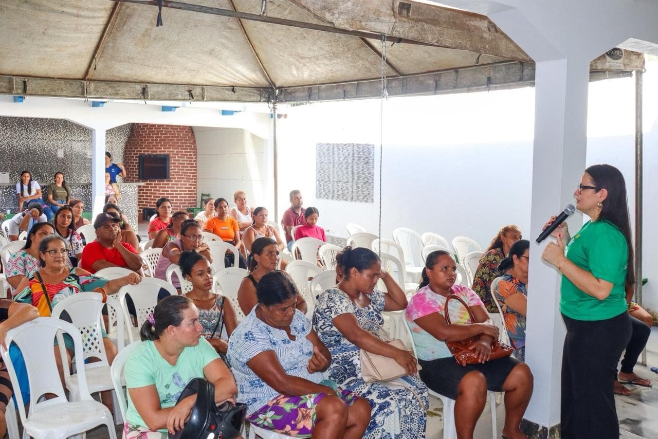 Governo do Acre beneficia 90 famílias com alimentos em Brasiléia
