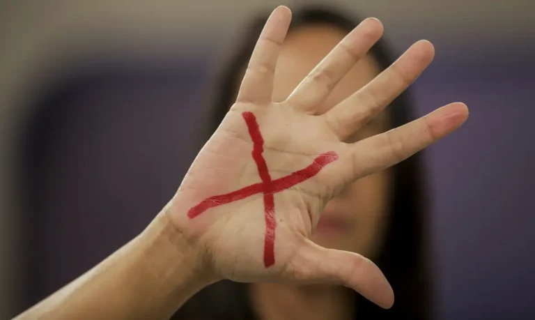 Violência contra a mulher dispara no Acre e maioria das denúncias parte das vítimas