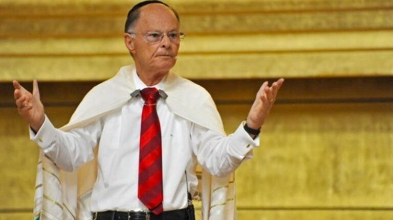 “A Universal é pobre”, afirma Edir Macedo em culto