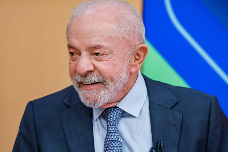 Lula rejeita redução gradual da escala 6×1 e pressiona Câmara