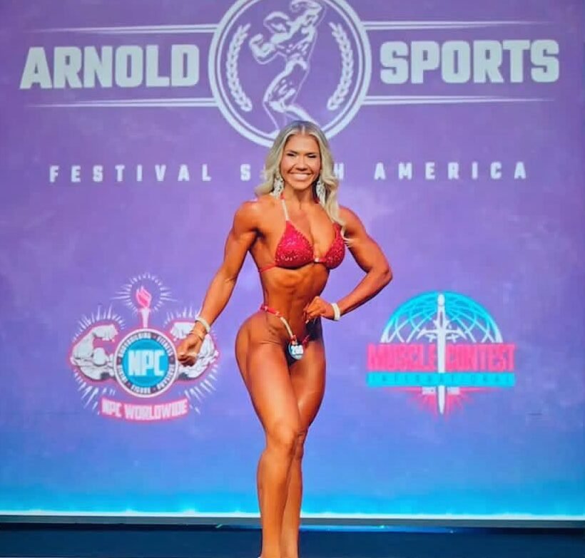 Aos 41 anos, atleta acreana brilha nos palcos nacionais de fisiculturismo