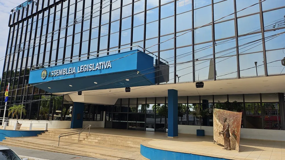 Aleac presta solidariedade por atentado em escola e cancela sessão desta quarta