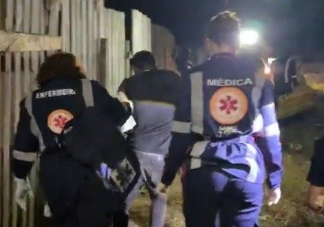 Homem tem braço quebrado após sessão de “disciplina” no Acre