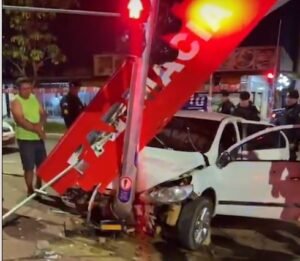 Motorista é perseguido e baleado na cabeça durante ataque em avenida