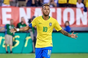 Neymar ganha 1 milhão de seguidores após volta à Seleção para a Copa