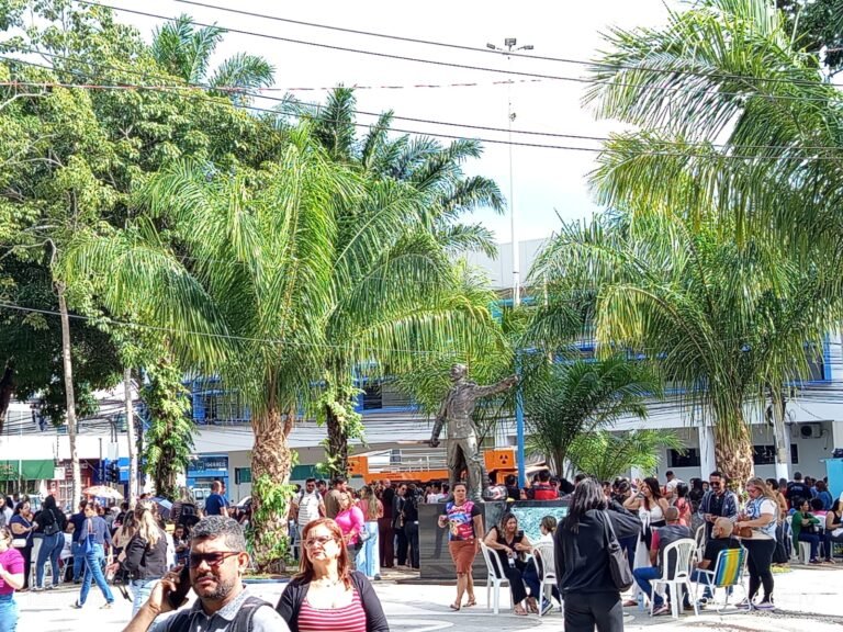 Servidores da Educação de Rio Branco podem decidir greve nesta quinta