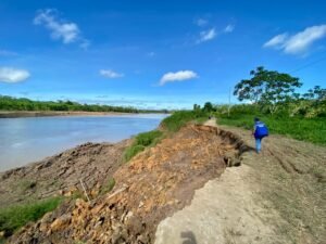 Prefeitura de Cruzeiro do Sul faz desvio no ramal da Praia Grande