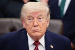 Trump cria fundo bilionário para indenizar alvo de “perseguição política” nos EUA