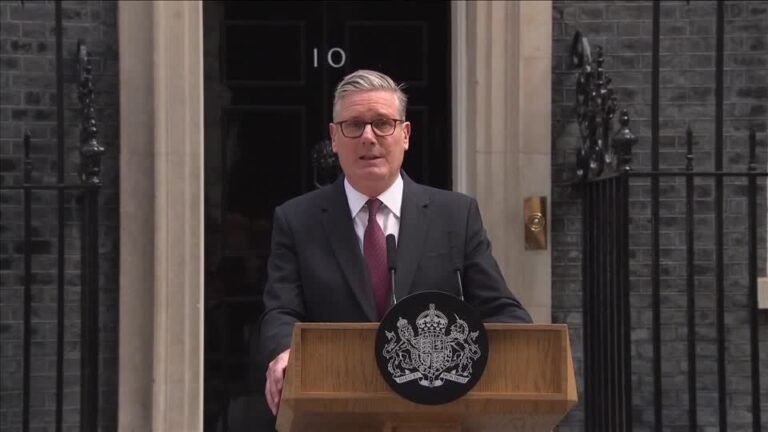 Keir Starmer renuncia ao cargo de premiê do Reino Unido
