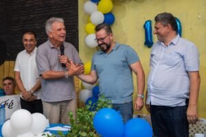 Petecão apoia Alan Rick: “Vamos fazer um governo para os necessitados”