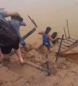Após queda da ponte, moradores denunciam condições precárias no Porto da Catraia em Sena