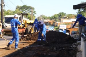 Rio Branco tem 16 equipes atuando ao mesmo tempo na recuperação de ruas