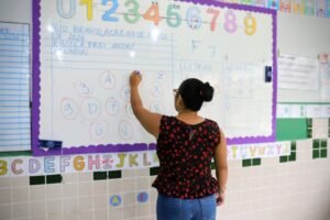 Acre adere à Prova Nacional Docente para contratar professores