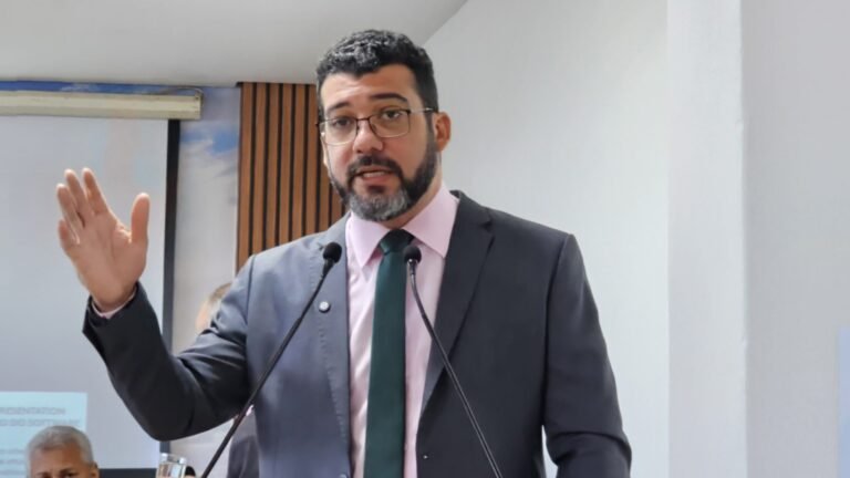 “Vereadores já ganham muito bem”, diz Kamai sobre aumento do auxílio-saúde