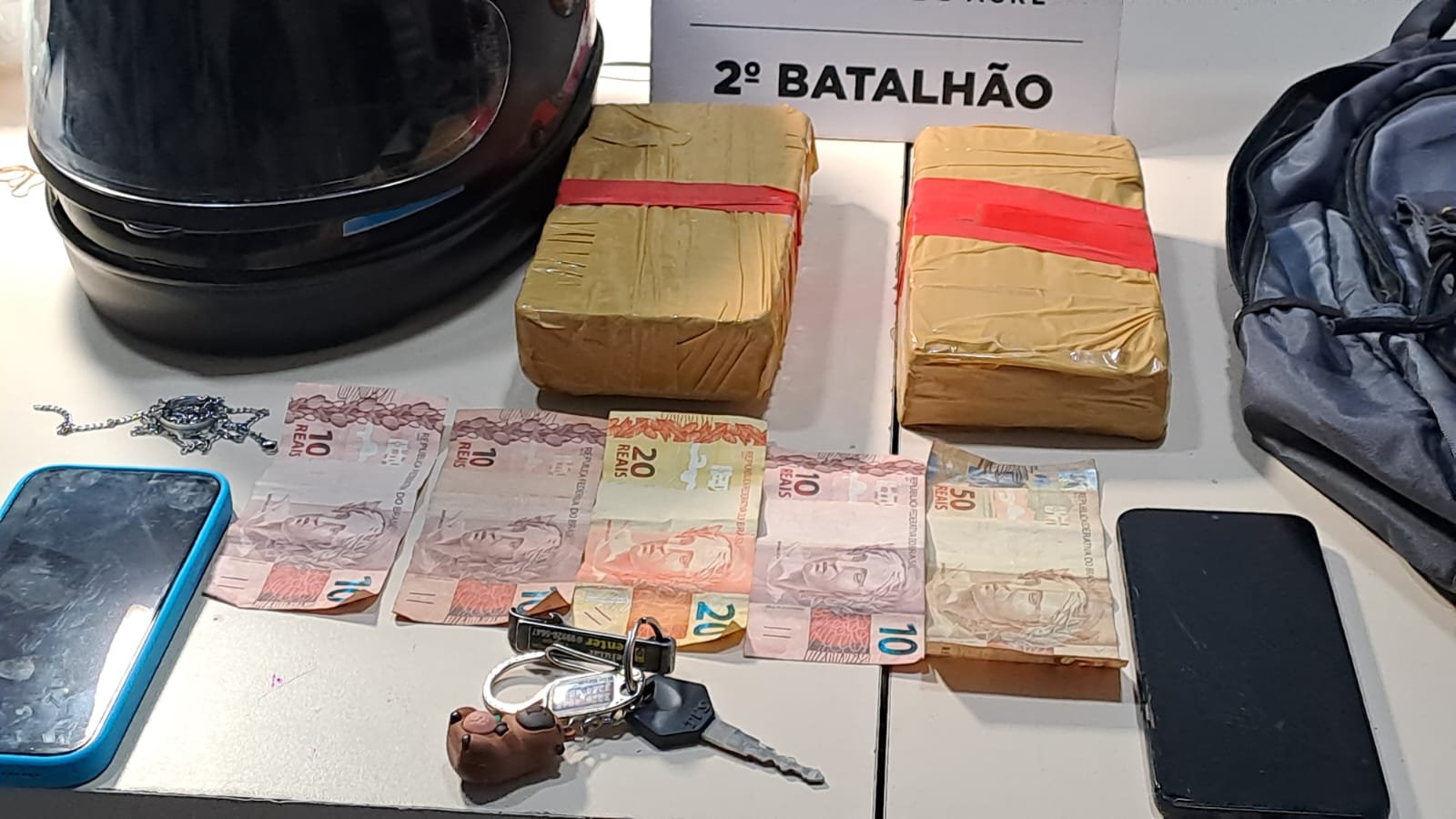 Polícia apreende cerca de 2Kg de crack e prende suspeito em Rio Branco