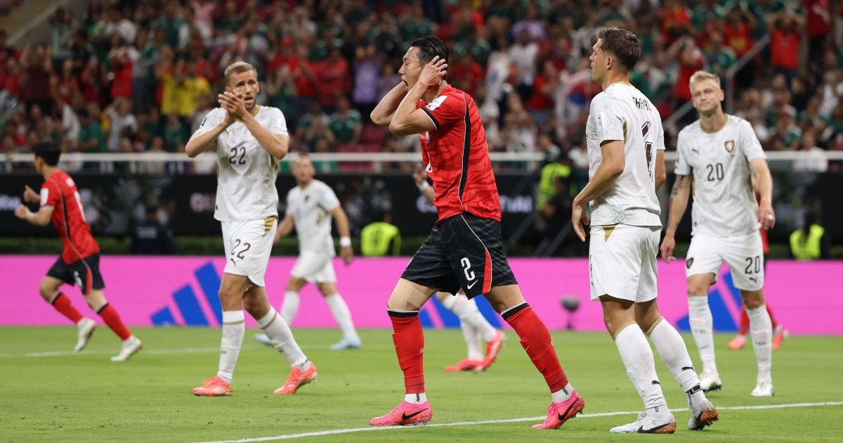Presidente da Coreia do Sul culpa técnico por eliminação precoce na Copa