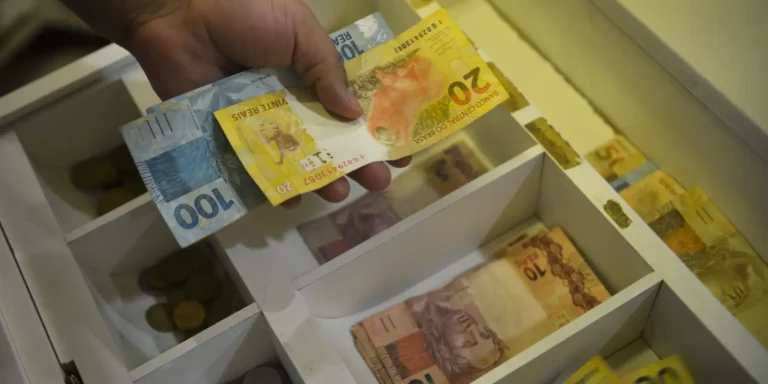 Caixa libera novo lote de dinheiro esquecido do antigo PIS/Pasep