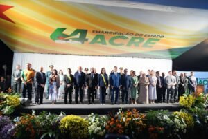 Confira os homenageados durante solenidade dos 64 anos do Acre