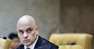 Moraes se reúne hoje com defesa de Bolsonaro antes de definir domiciliar