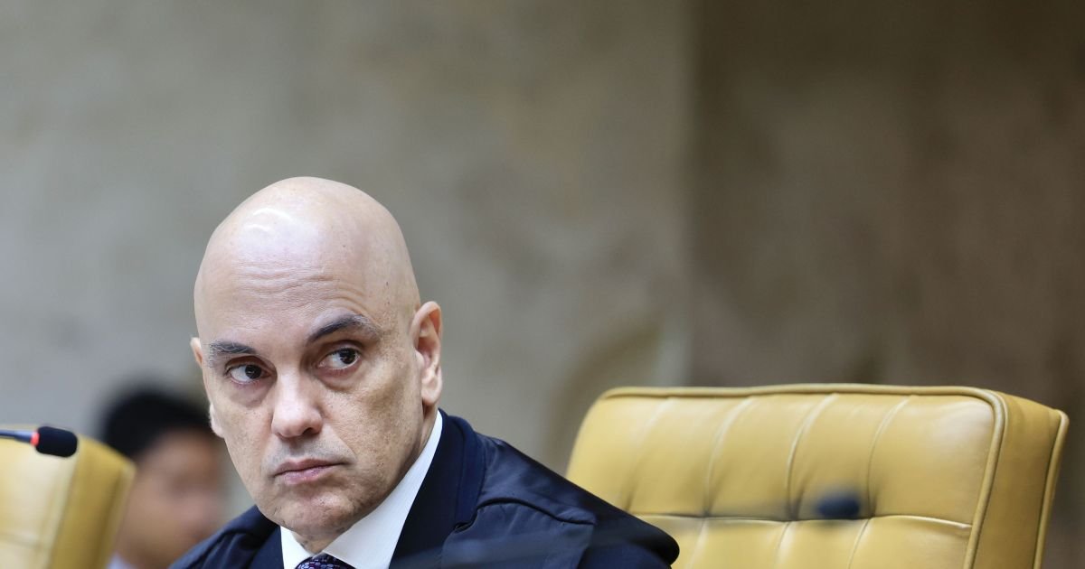 Moraes se reúne hoje com defesa de Bolsonaro antes de definir domiciliar