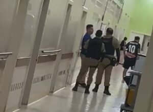 Paciente em surto provoca destruição em enfermaria da Fundhacre; VÍDEO