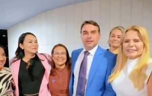 Lideranças do PL Mulher Acre se reúnem com Flávio Bolsonaro em Brasília
