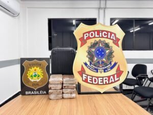 Homem é preso com 8 kg de skunk em carro de aplicativo na fronteira