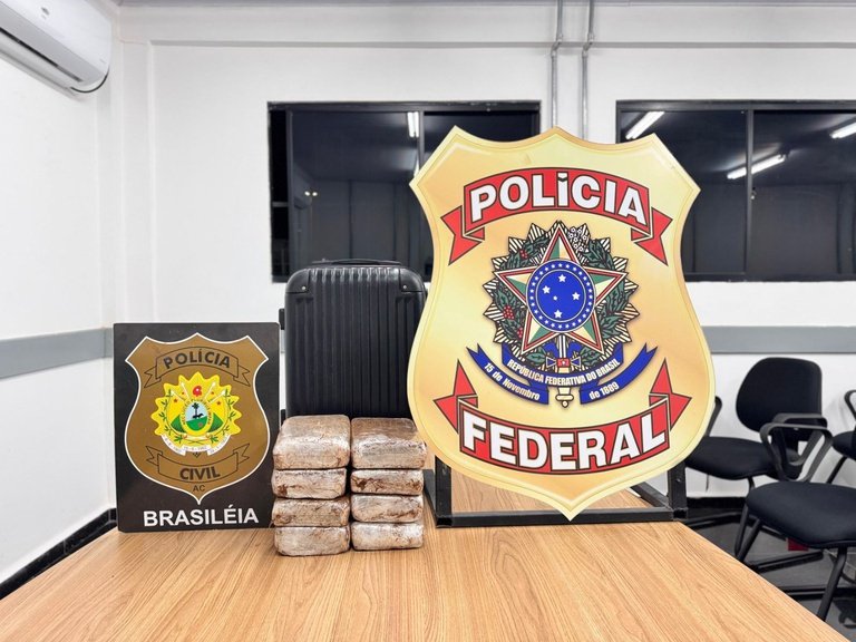 Homem é preso com 8 kg de skunk em carro de aplicativo na fronteira