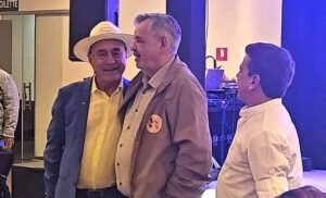 Bocalom convida empresário Oswaldo Dias para ser vice na chapa ao governo