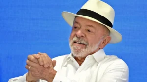 Lula tem 41% das intenções de voto no 1º turno; Flávio aparece com 35%