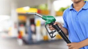 Etanol cai 2,30% nos postos em julho e lidera queda entre combustíveis, aponta IPTL